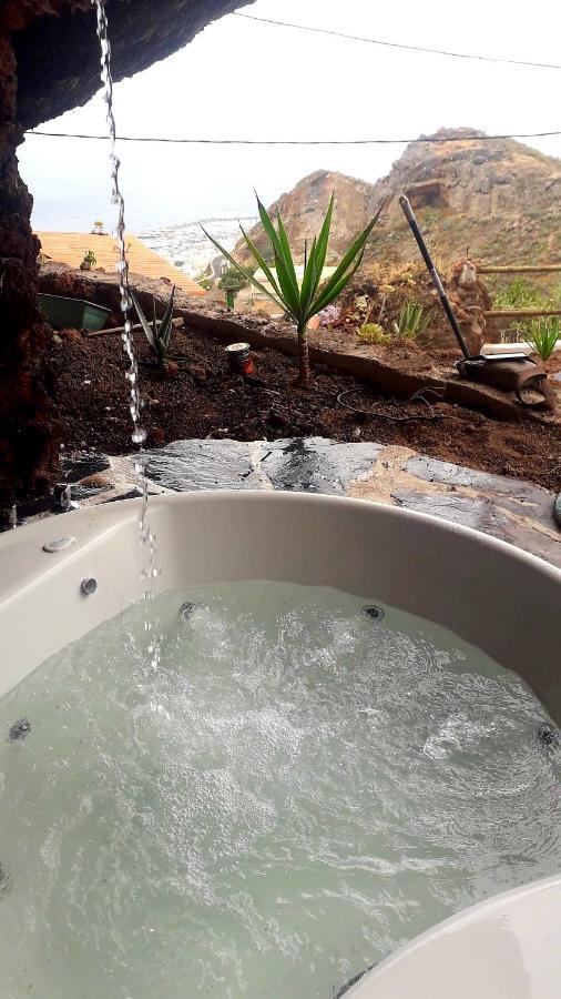 סנטה קרוז דה טנריף Casa Rural Alessia With Jacuzzi ,Garden & Swimming Pool מראה חיצוני תמונה